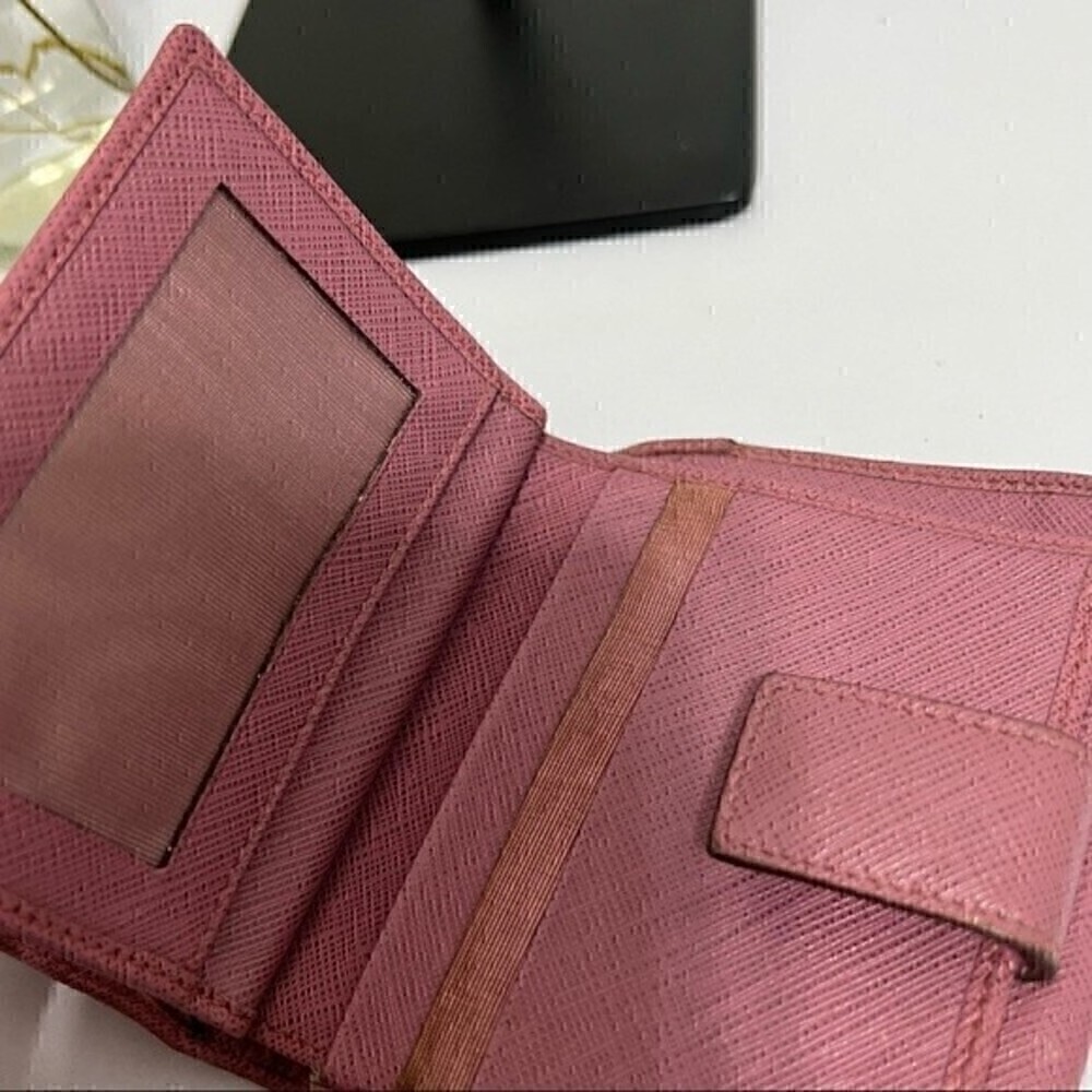 Salvatore Ferragamo Pink Short Wallet - Picture 6 of 13